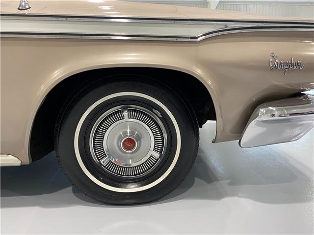 1964 Chrysler Windsor  (Stk: Z32871) in Watford - Image 4 of 20