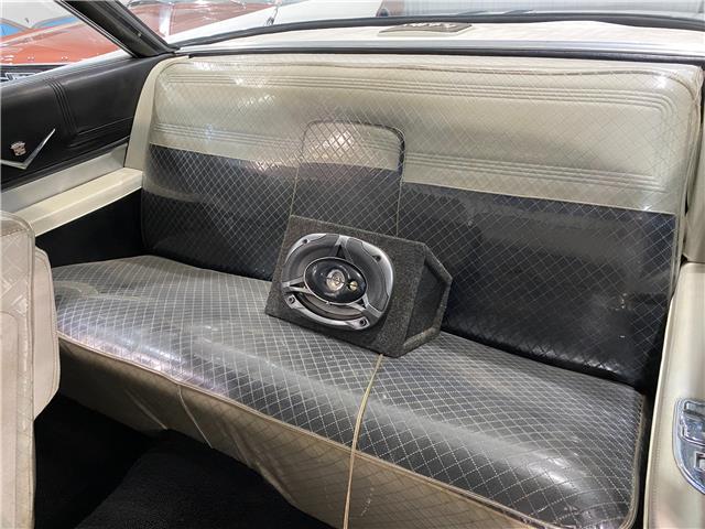 1961 Cadillac DeVille  (Stk: 134047) in Watford - Image 10 of 19