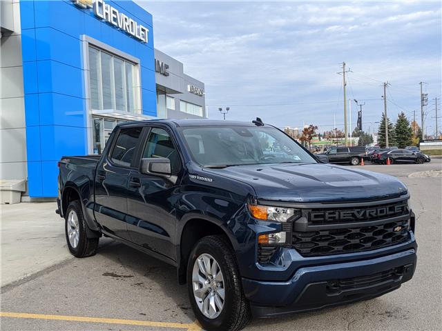2023 Chevrolet Silverado 1500 Custom (Stk: Z108641) in Newmarket - Image 1 of 15