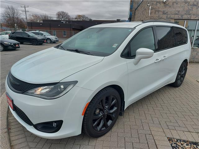 2019 Chrysler Pacifica Touring Plus (Stk: 20-876H) in Sarnia - Image 1 of 14