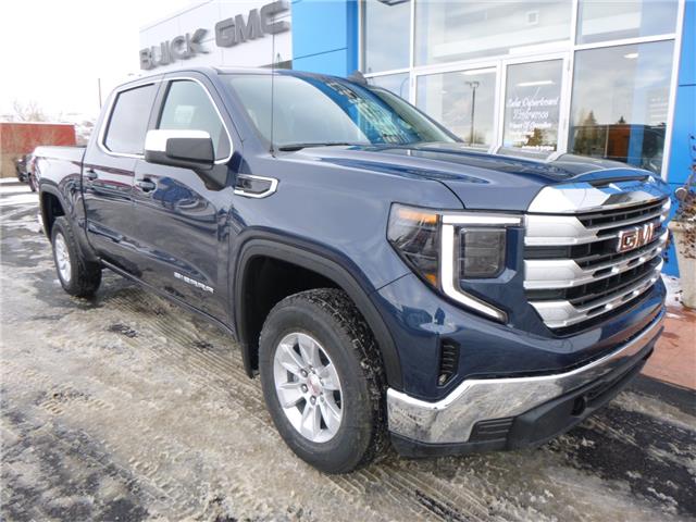 2023 GMC Sierra 1500 SLE (Stk: 82027) in Drumheller - Image 1 of 35