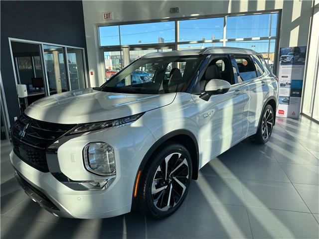 2023 Mitsubishi Outlander PHEV GT (Stk: P23061) in Edmonton - Image 1 of 24