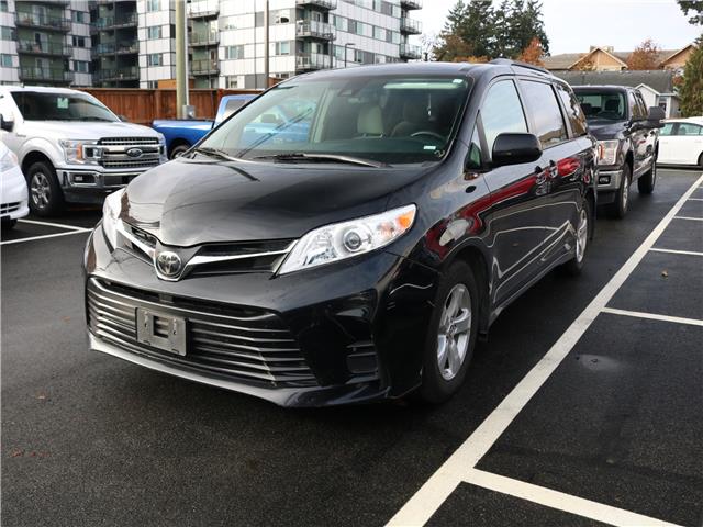 2019 Toyota Sienna LE 8-Passenger (Stk: A012481) in VICTORIA - Image 1 of 9