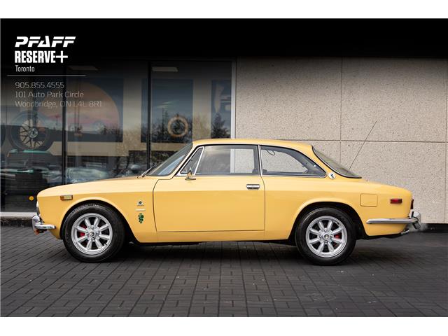 1973 Alfa Romeo GTV 2000  (Stk: MU3060) in Woodbridge - Image 1 of 29