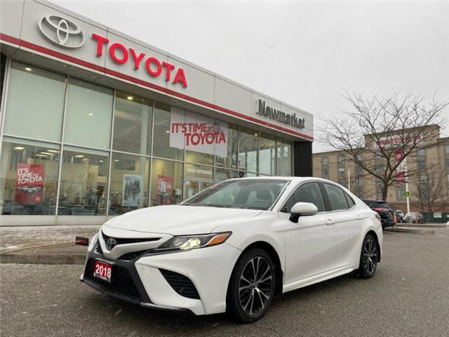 2018 Toyota Camry SE (Stk: 374061) in Newmarket - Image 1 of 21
