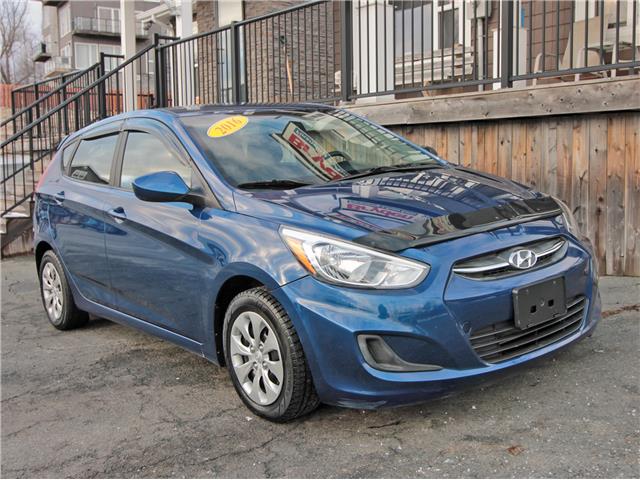 2016 Hyundai Accent SE (Stk: 282063) in Lower Sackville - Image 1 of 24