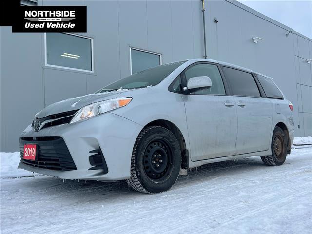 2019 Toyota Sienna LE 8-Passenger (Stk: PR085A) in Sault Ste. Marie - Image 1 of 2