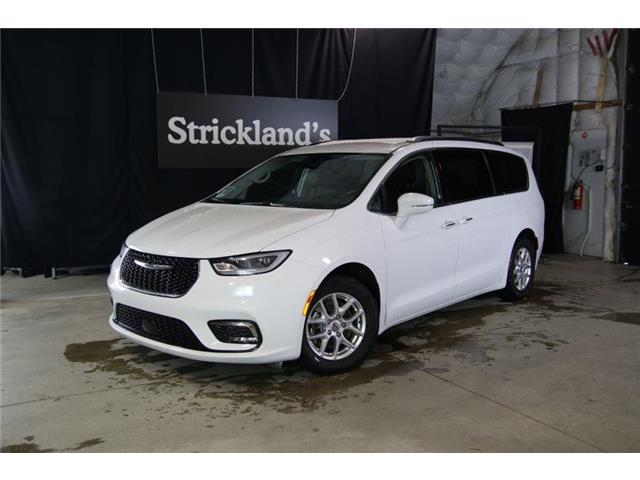 2021 Chrysler Pacifica Touring-L (Stk: 230060) in Brantford - Image 1 of 25