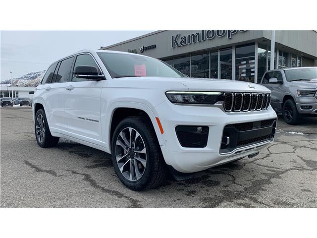 2023 Jeep Grand Cherokee Overland (Stk: TP007) in Kamloops - Image 1 of 28