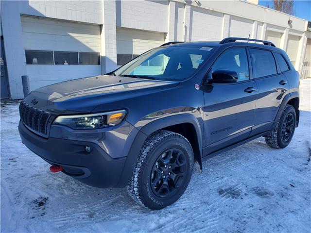 2023 Jeep Cherokee Trailhawk (Stk: 23CK5652) in Devon - Image 1 of 16