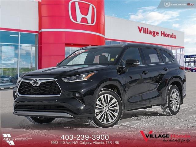 2022 Toyota Highlander Limited (Stk: RN0179A) in Calgary - Image 1 of 27