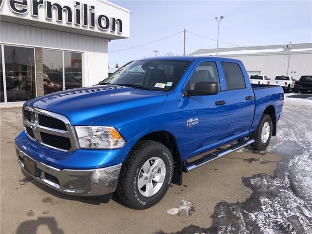 2023 RAM 1500 Classic SLT (Stk: 23R12648) in Vermilion - Image 1 of 15