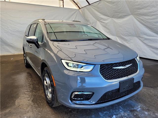 2023 Chrysler Pacifica Limited (Stk: 231051) in Thunder Bay - Image 1 of 33