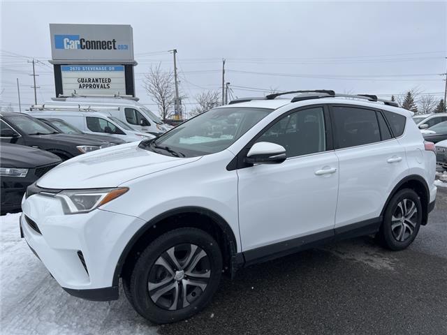 2017 Toyota RAV4 LE (Stk: -) in Ottawa - Image 1 of 23