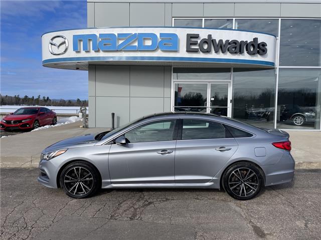 2017 Hyundai Sonata 2.0T Sport Ultimate (Stk: 23402) in Pembroke - Image 1 of 27