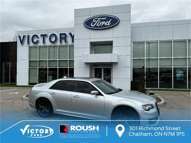 2021 Chrysler 300 S (Stk: V21549A) in Chatham - Image 1 of 29