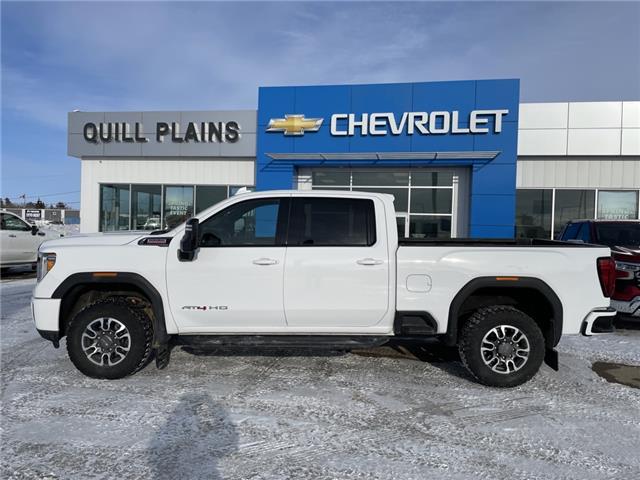 2022 GMC Sierra 2500HD AT4 (Stk: 23T049A) in Wadena - Image 1 of 2