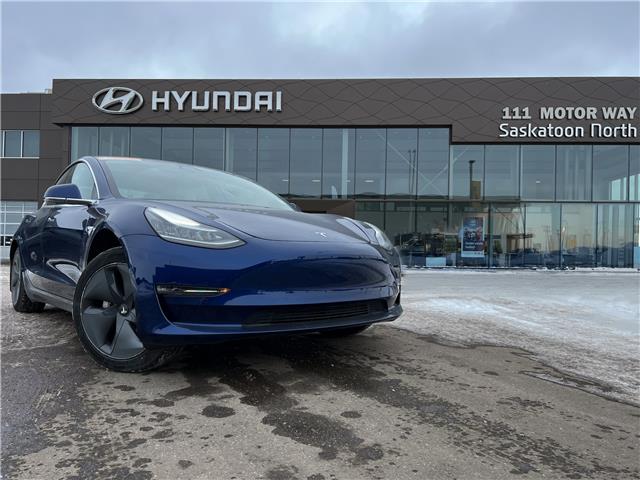 2019 Tesla Model 3  5YJ3EAEA7KF425998 F0179 in Saskatoon