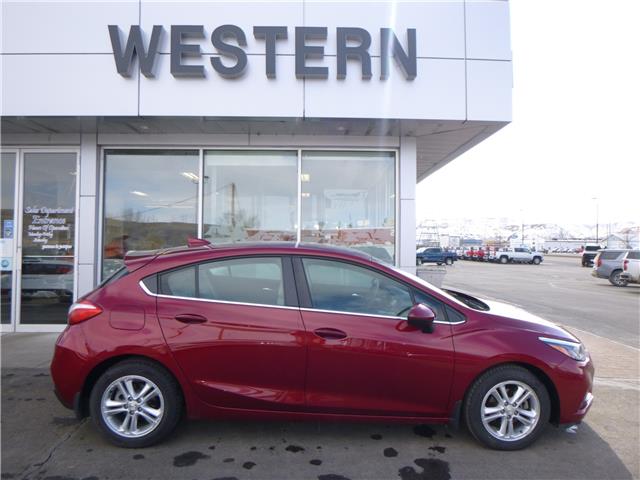 2017 Chevrolet Cruze Hatch LT Auto (Stk: 80211-2) in Drumheller - Image 1 of 35