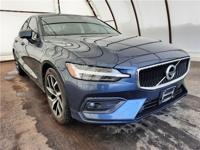 2019 Volvo S60 T6 Momentum (Stk: 18593AO) in Thunder Bay - Image 1 of 17