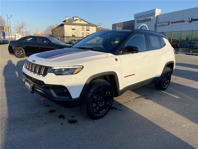 2023 Jeep Compass Trailhawk (Stk: 23-049) in Ingersoll - Image 1 of 20