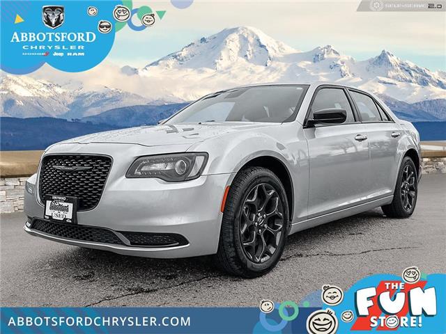 2022 Chrysler 300 Touring (Stk: AB1680) in Abbotsford - Image 1 of 26