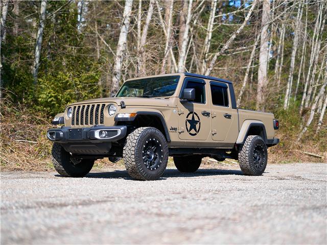 2020 Jeep Gladiator Sport S (Stk: N468275B) in Surrey - Image 1 of 18