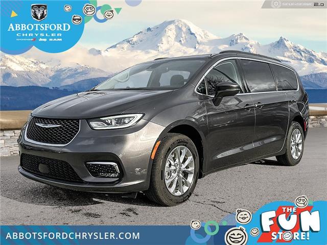 2022 Chrysler Pacifica Touring L (Stk: AG1163) in Abbotsford - Image 1 of 25