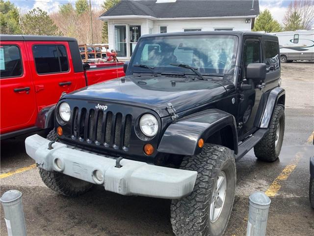 2012 Jeep Wrangler Sahara (Stk: 1135C) in Québec - Image 1 of 9