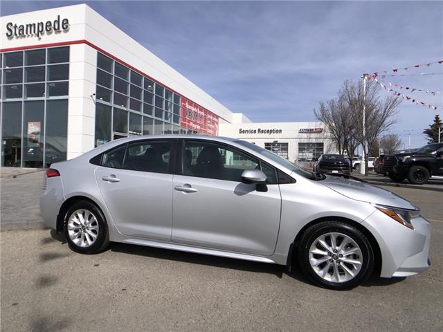 2021 Toyota Corolla LE (Stk: 10004A) in Calgary - Image 1 of 23