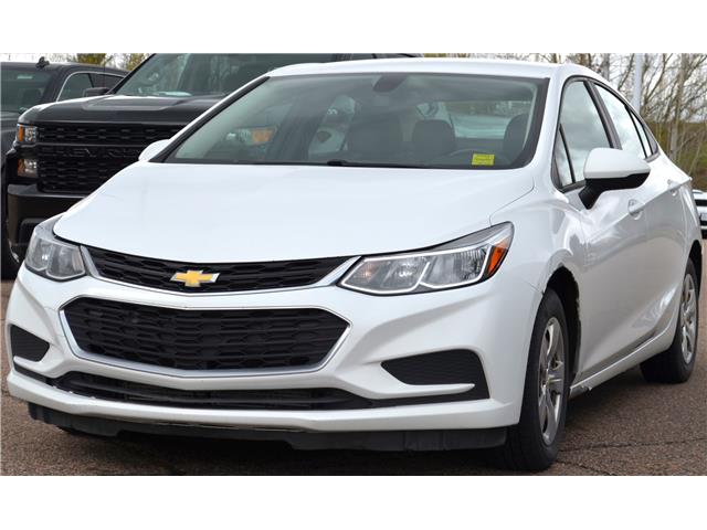 2017 Chevrolet Cruze LS Auto (Stk: P7563) in Pembroke - Image 1 of 18