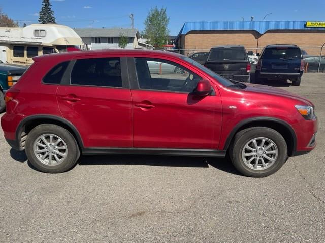 2018 Mitsubishi RVR SE (Stk: 602033) in Calgary - Image 3 of 7 2018 Mitsubishi RVR SE (Stk: 602033) in Calgary - Image 3 of 7