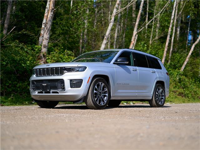 2022 Jeep Grand Cherokee L Overland (Stk: 20260) in Surrey - Image 1 of 22