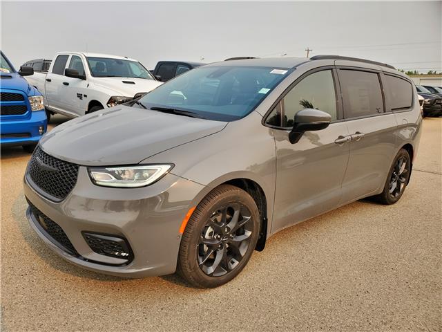 2023 Chrysler Pacifica Touring-L (Stk: 23PA6852) in Devon - Image 1 of 18
