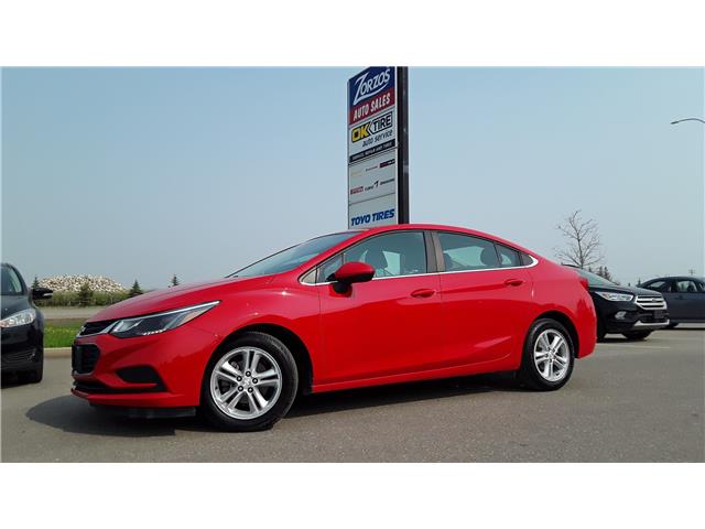 2017 Chevrolet Cruze LT Auto (Stk: P962) in Brandon - Image 1 of 28