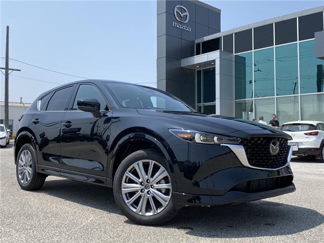 2023 Mazda CX-5 Signature (Stk: NM3768) in Chatham - Image 1 of 22
