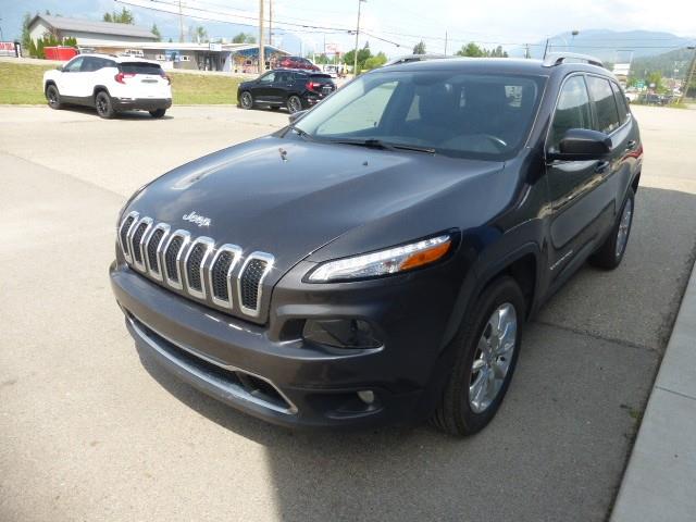 2017 Jeep Cherokee Limited (Stk: 62136P) in Creston - Image 1 of 16