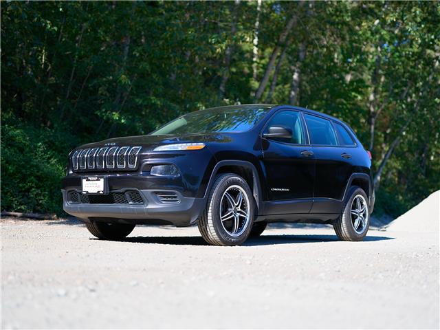 2016 Jeep Cherokee Sport (Stk: 20220) in Surrey - Image 1 of 18