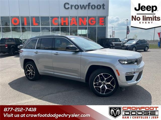 2023 Jeep Grand Cherokee Summit (Stk: J23635) in Calgary - Image 1 of 28