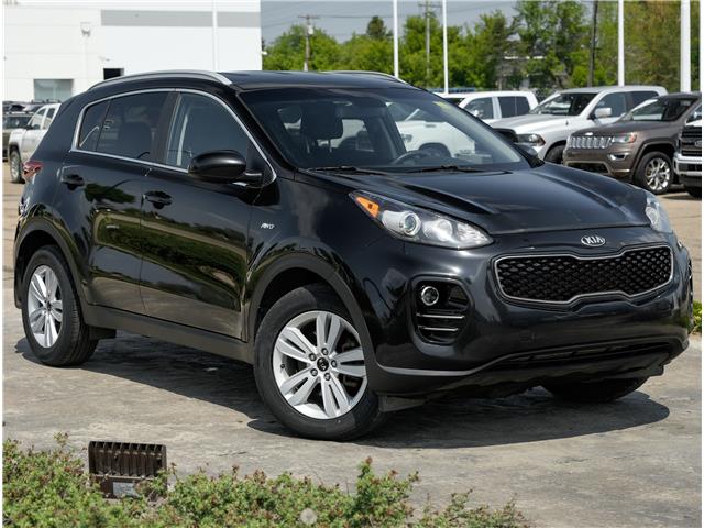 2017 Kia Sportage LX (Stk: P11648) in Red Deer - Image 1 of 34