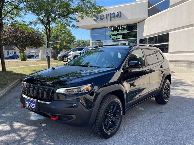 2022 Jeep Cherokee Trailhawk (Stk: 22-0190DT) in Toronto - Image 1 of 15