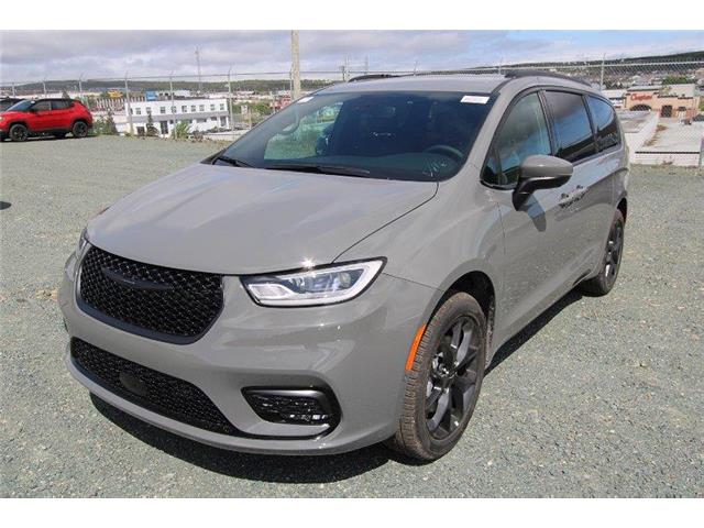 2023 Chrysler Pacifica Touring-L (Stk: PY2300) in St. Johns - Image 1 of 15