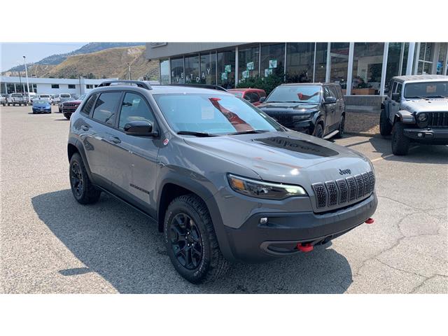 2023 Jeep Cherokee Trailhawk (Stk: TP132) in Kamloops - Image 1 of 27