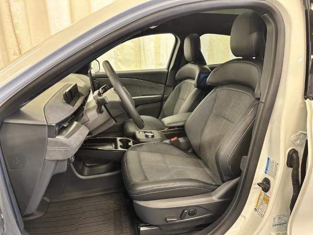 2022 Ford Mustang Mach-E GT Performance Edition (Stk: E22ME7) in St.Paul - Image 6 of 10