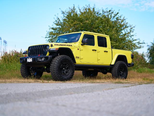 2023 Jeep Gladiator Rubicon (Stk: P551543) in Surrey - Image 1 of 26