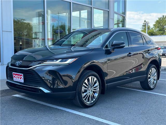 2022 Toyota Venza XLE (Stk: W6065) in Cobourg - Image 1 of 29