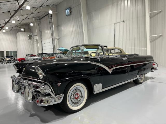 1955 Ford Sunliner Convertible (Stk: 152297) in Watford - Image 3 of 20