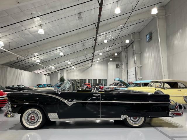 1955 Ford Sunliner Convertible (Stk: 152297) in Watford - Image 6 of 20