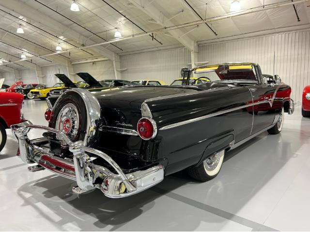 1955 Ford Sunliner Convertible (Stk: 152297) in Watford - Image 7 of 20