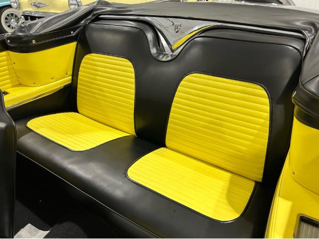 1955 Ford Sunliner Convertible (Stk: 152297) in Watford - Image 13 of 20